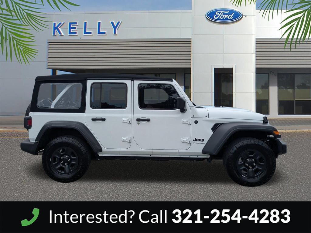 Used 2024 Jeep Wrangler Unlimited Sport AWD/4WD image 5