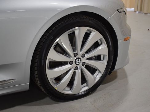 New 2026 Bentley Continental GTC AWD/4WD image 7