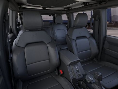 New 2026 Ford Bronco Badlands AWD/4WD image 11