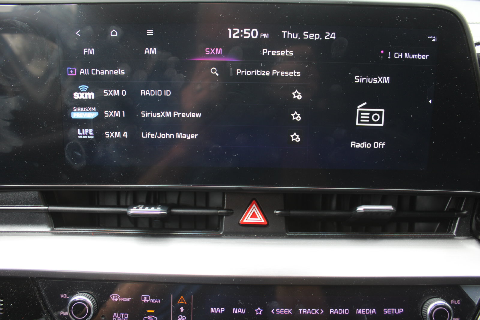 Certified 2023 Kia Sportage EX FWD image 44