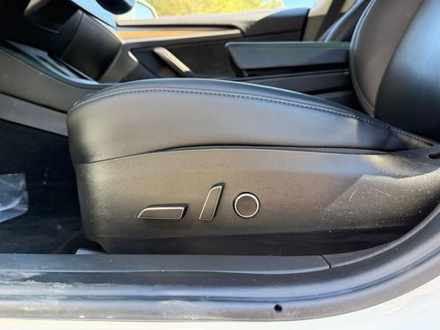 Used 2023 Tesla Model 3 Standard Range image 27