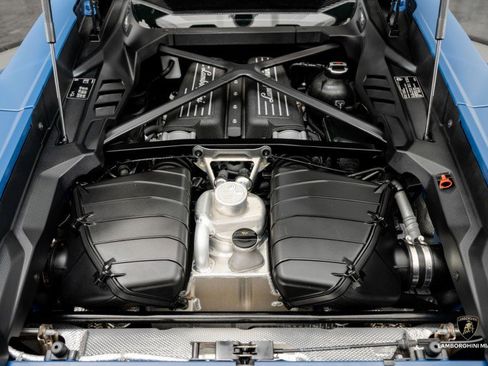 Used 2023 Lamborghini Huracan Tecnica image 19