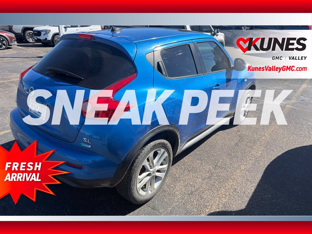 Used 2012 Nissan Juke SL FWD image 2