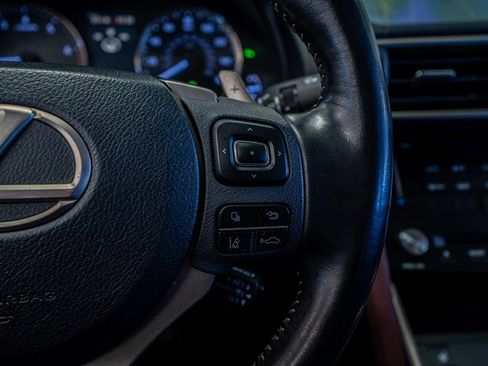 Used 2017 Lexus IS 200t 200t image 39