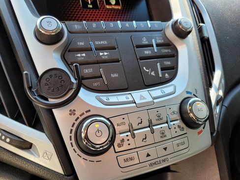 Used 2015 GMC Terrain SLT w/ Chrome Edition image 23