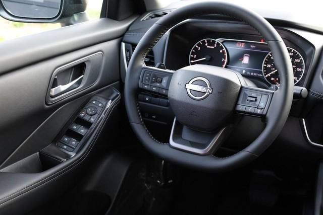 New 2026 Nissan Rogue SV AWD/4WD image 23