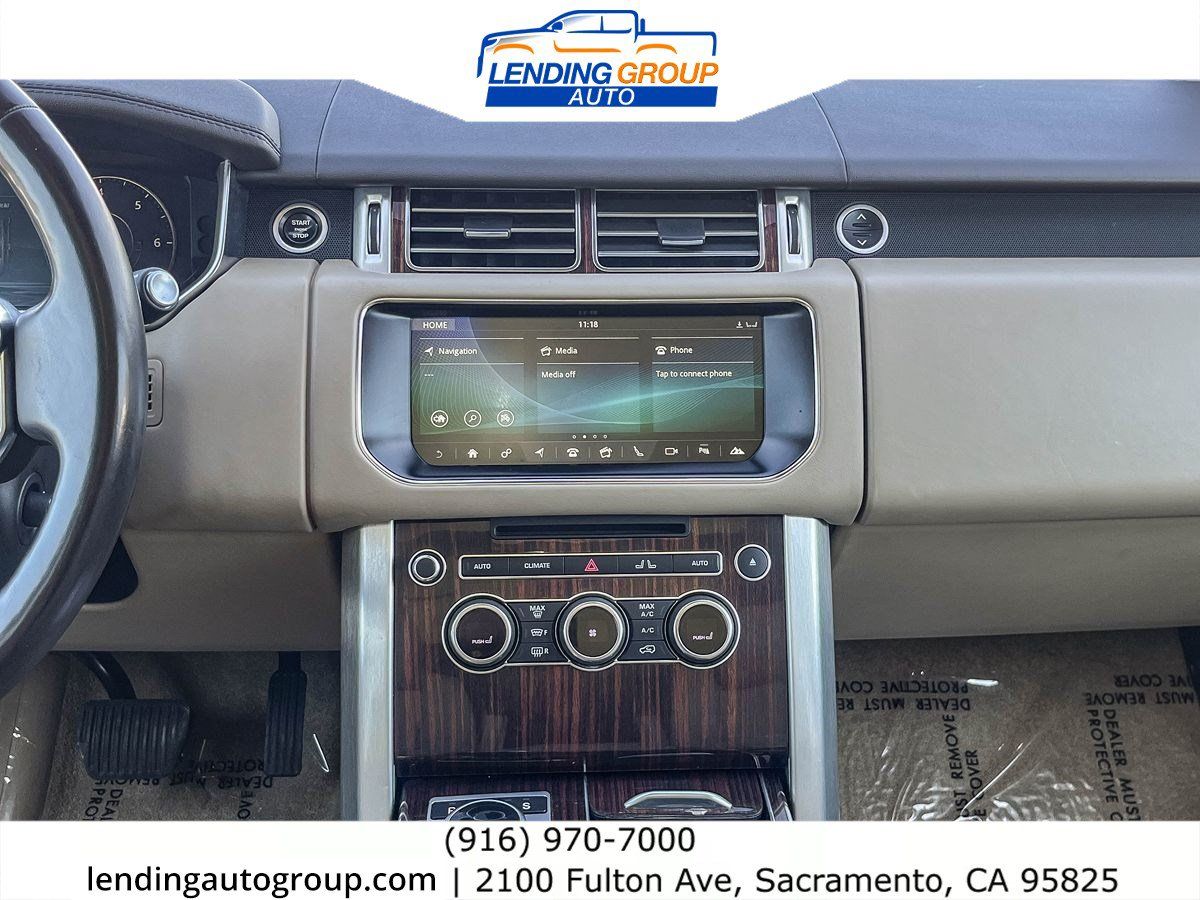Used 2017 Land Rover Range Rover HSE AWD/4WD image 13