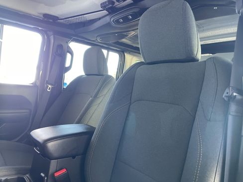 New 2026 Jeep Wrangler Unlimited Sport AWD/4WD image 15