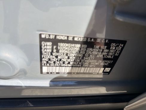 Used 2025 Honda HR-V Sport image 19