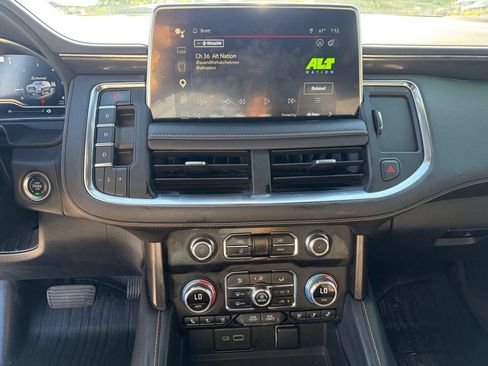 Used 2022 GMC Yukon AT4 AWD/4WD image 28