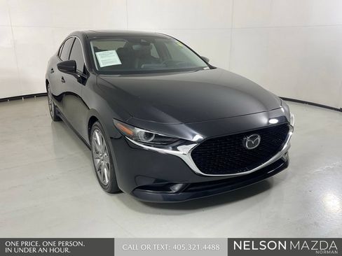 Used 2020 MAZDA MAZDA3 AWD Sedan w/ Premium Package image 3
