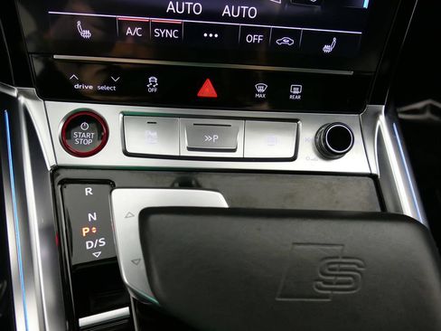 Used 2024 Audi Q8 e-tron Prestige AWD/4WD image 19