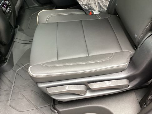 New 2025 Chevrolet Tahoe Premier image 13