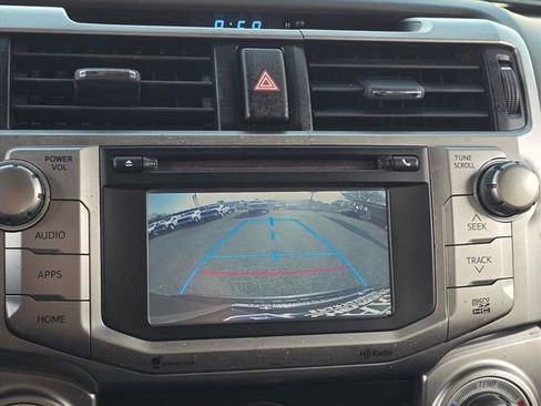 Used 2014 Toyota 4Runner SR5 image 21