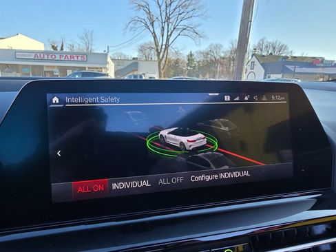 Used 2020 BMW M8 Convertible image 14