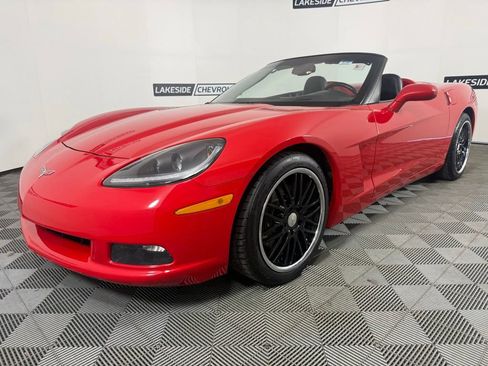 Used 2008 Chevrolet Corvette Convertible w/ Preferred Equipment Group RWD image 2