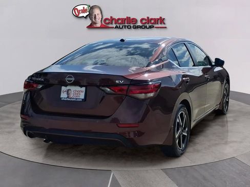 Used 2024 Nissan Sentra SV FWD image 6