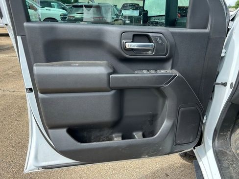Used 2025 GMC Sierra 2500 Pro w/ 1SA Pro Safety Plus Package AWD/4WD image 10