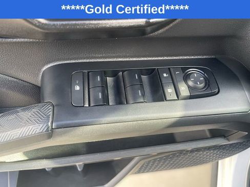 Certified 2024 Toyota Tacoma SR5 AWD/4WD image 15