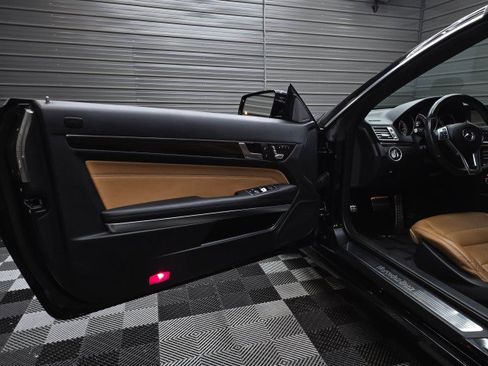 Used 2016 Mercedes-Benz E 400 Cabriolet image 35
