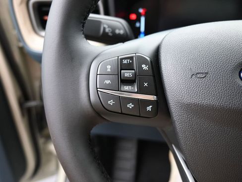 New 2025 Ford Maverick Lariat w/ 4K Tow Package image 24