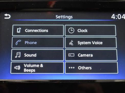 Used 2025 Nissan Versa SV image 30