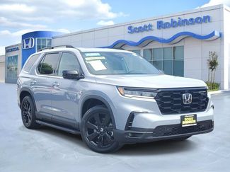 Used 2025 Honda Pilot Black Edition 360° Tour