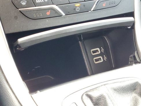 Used 2016 Ford Edge SEL w/ Equipment Group 201A AWD/4WD image 26