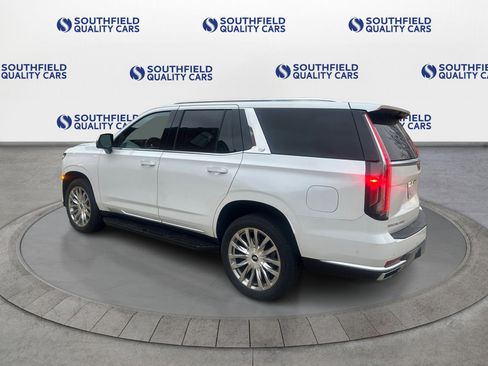 Used 2021 Cadillac Escalade Premium Luxury w/ Performance Package image 4