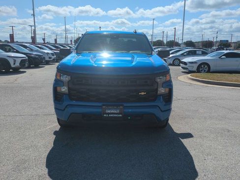 Used 2022 Chevrolet Silverado 1500 Custom RWD image 3