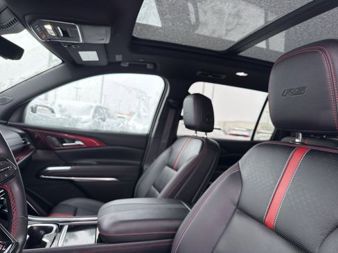 Used 2024 Chevrolet Traverse RS w/ LPO, Floor Liner Package image 27