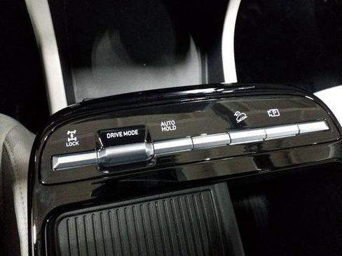 New 2026 Hyundai Tucson Blue SE image 10