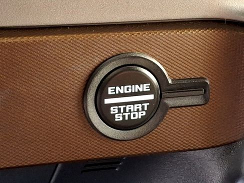 Used 2022 Ford Bronco Outer Banks AWD/4WD image 25
