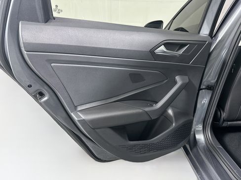 Used 2020 Volkswagen Jetta SE image 28