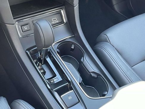 Certified 2025 Subaru Ascent Bronze Edition w/ Onyx Package image 30