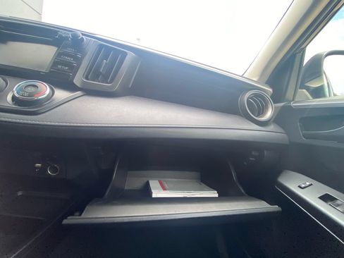 Used 2018 Toyota RAV4 LE w/ All Weather Liner Package AWD/4WD image 24