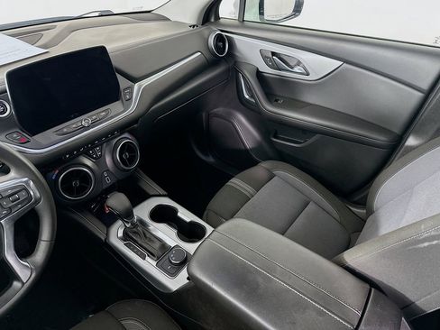 Used 2023 Chevrolet Blazer LT image 29