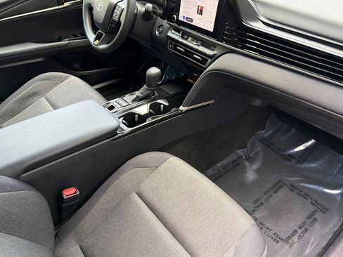 Certified 2025 Toyota Camry LE FWD image 15