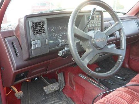 Used 1992 Chevrolet Silverado 2500 4x4 Regular Cab image 21