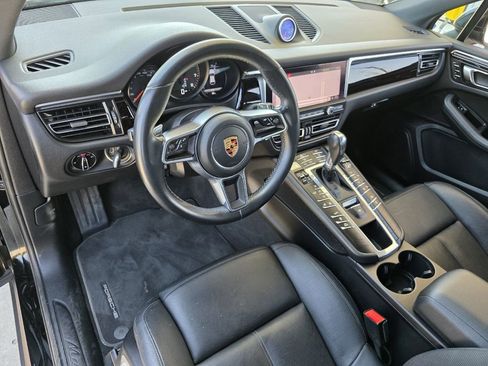 Used 2019 Porsche Macan image 12