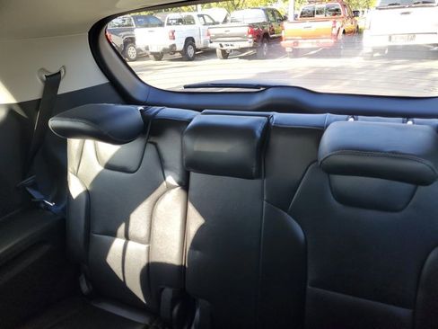 Used 2021 Kia Telluride LX image 14
