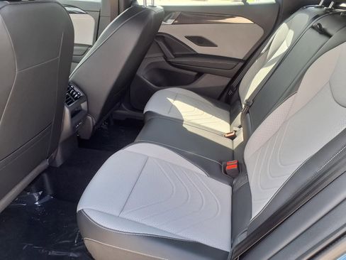New 2026 Volkswagen Tiguan SE R-Line FWD image 9