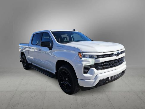 Used 2024 Chevrolet Silverado 1500 RST w/ Convenience Package II image 2
