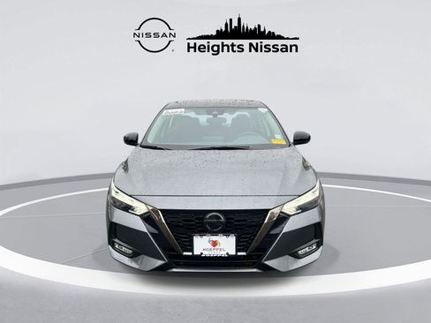 Certified 2023 Nissan Sentra SR w/ Trunk Package image 2