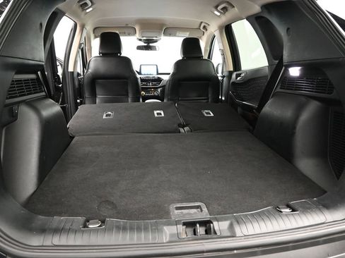 Certified 2020 Ford Escape SEL image 23