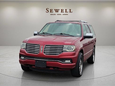 Used 2015 Lincoln Navigator 4WD image 1