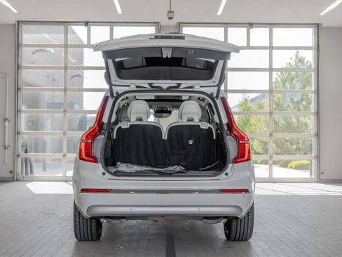 Used 2022 Volvo XC90 T6 Inscription w/ Advanced Package AWD/4WD image 16