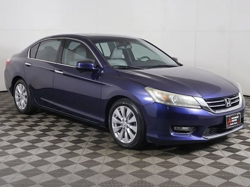 Used 2015 Honda Accord EX-L image 2