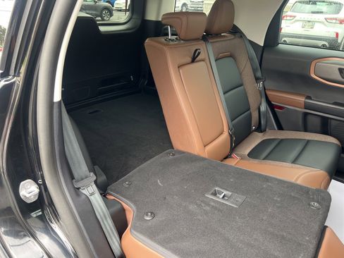 Used 2025 Ford Bronco Sport Outer Banks w/ Outer Banks Tech Package+ image 41