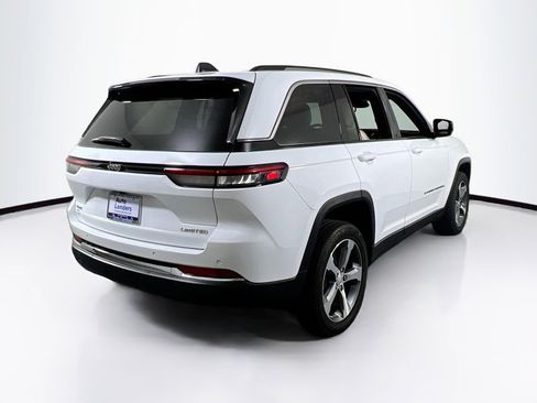 Used 2023 Jeep Grand Cherokee Limited image 5